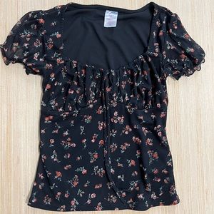 No boundaries black top blouse